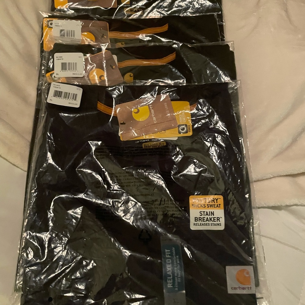 4 Carhartt relaxed fit short sleeve